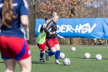 Bild 76 - F Hamburger SV 3 - Blau-Weiss 96 : Ergebnis: 5:1